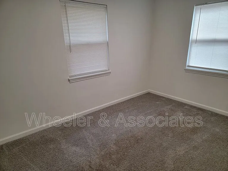 1415 23rd St — Photo 10