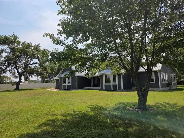 2096 Indian Rd, Fort Scott, KS 66701