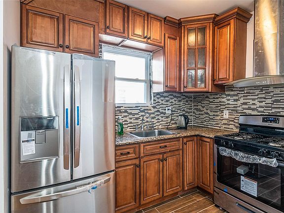 4th image of 88-15 188th St Floor 1