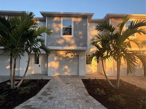 2525 6th Avenue Dr E, Bradenton, FL 34208