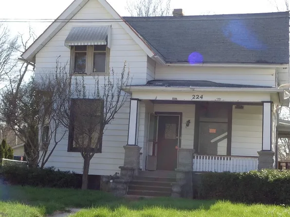 224 S Prospect St, Rockford, IL 61104