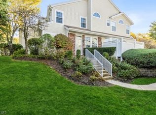54 High Pond Ln, Bedminster, NJ 07921