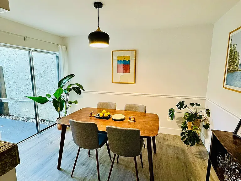 3209 Bird Ave — Photo 5