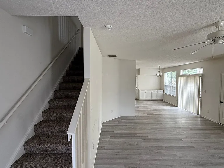 2544 Covent Garden Rd — Photo 3