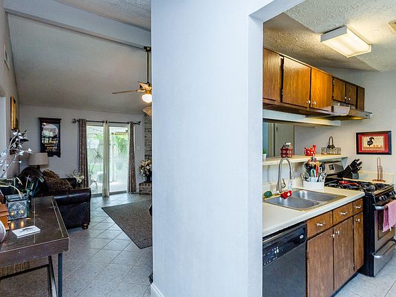 4th image of 3014 Windemere Dr