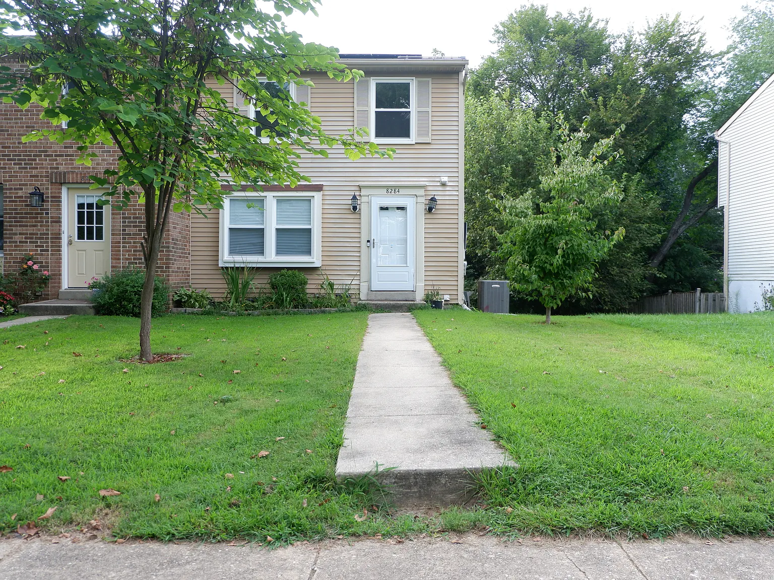 4 bed, 3.5 bath, 1250 sqft, $2,850 — Photo 1