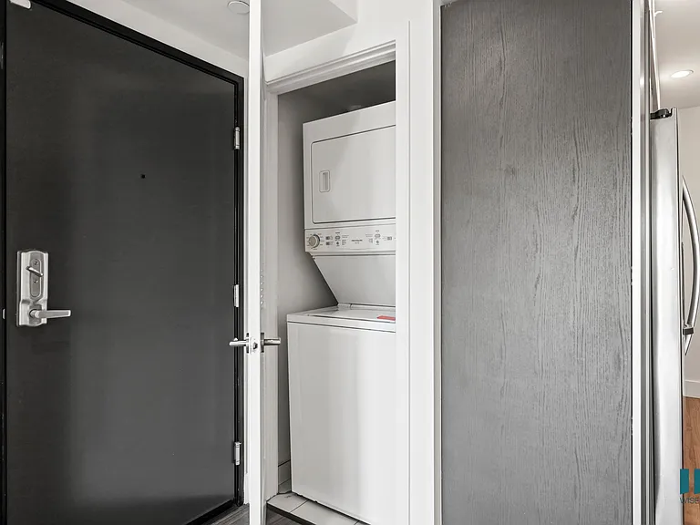In-Suite Washer & Dryer