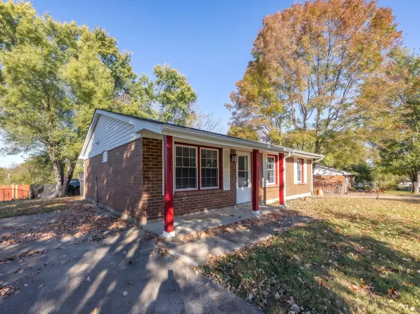 2321 Redbud Ln, Paris, KY 40361