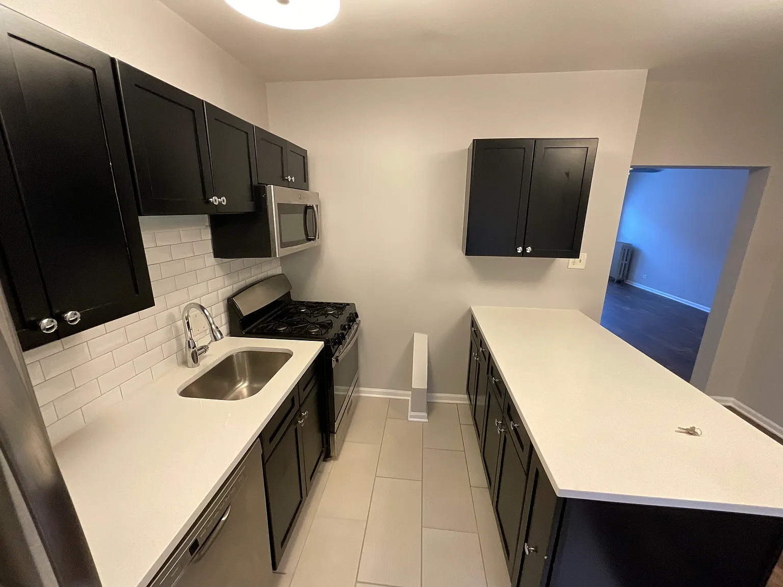 1 bed, $1,600 — Photo 2