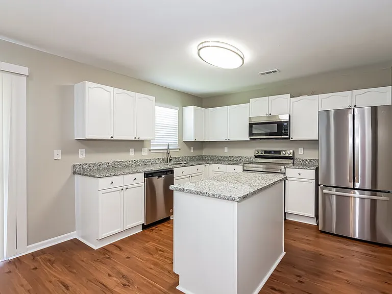 6930 Wandering Creek Dr — Photo 8