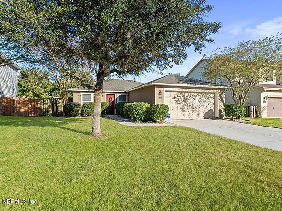 4th image of 212 STRAW POND Way