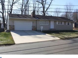 4109 Groveland Ave, Newportville, PA 19056