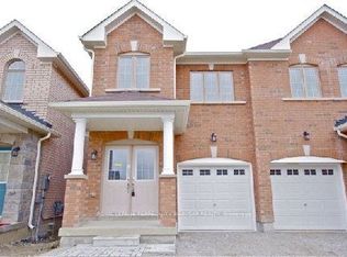 902 Francine Cres, Mississauga, ON L5V0E2