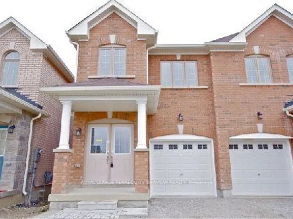 902 Francine Cres, Mississauga, ON L5V 0E2