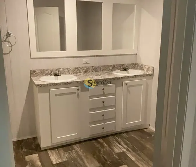 5870 Patterson Ave — Photo 15