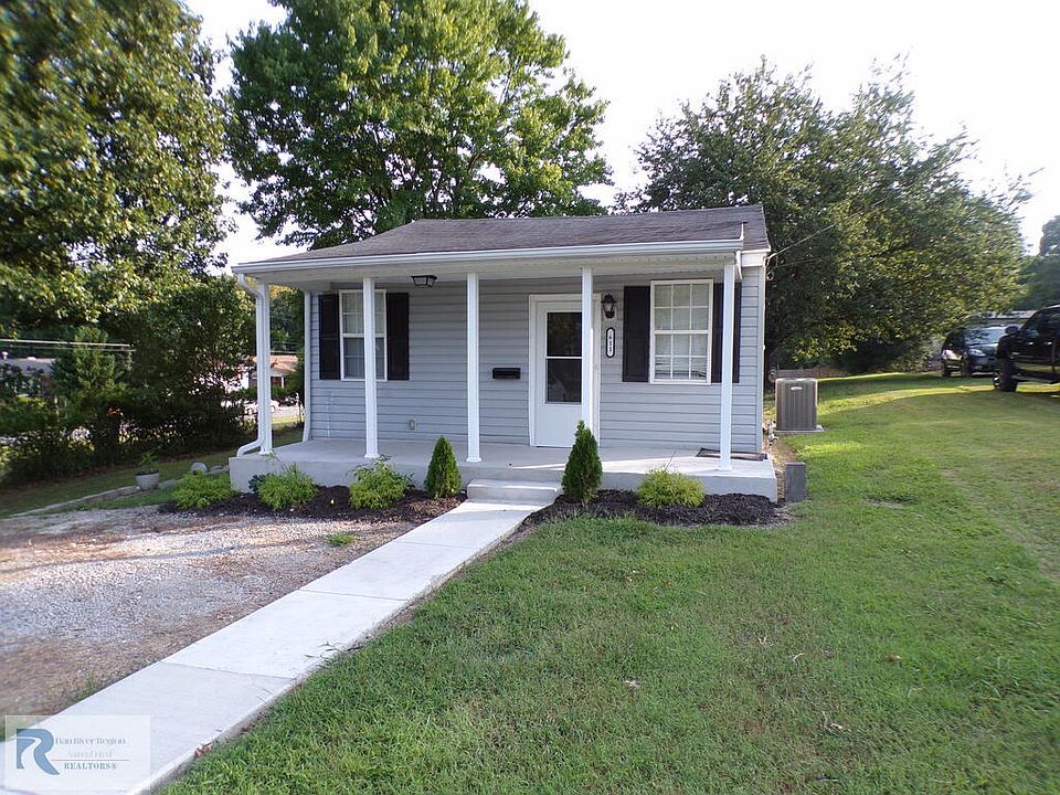 1st image of 611 Ferry Rd