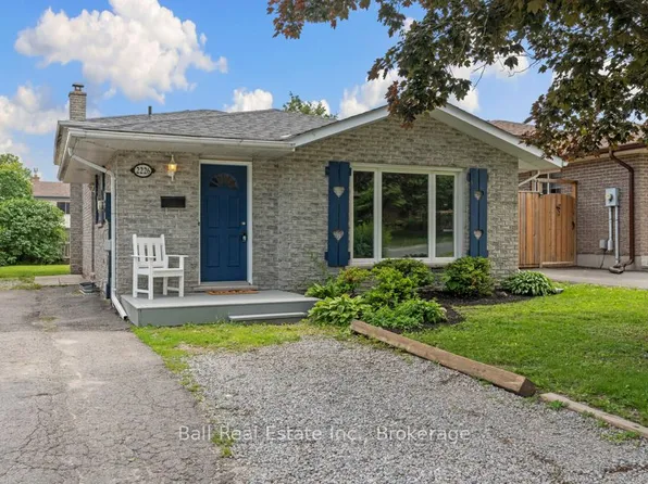 2226 Springwood Rd, Peterborough, ON K9K 1S2