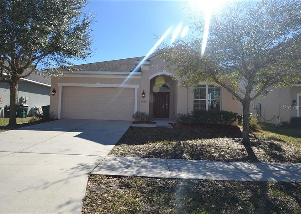 1st image of 30604 Annadale Dr