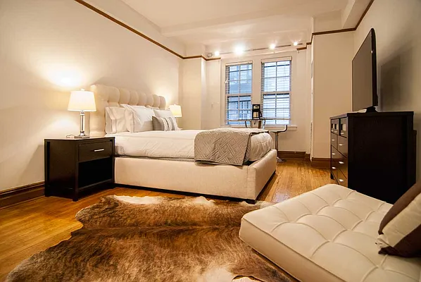 Rented by WAM Partners - William Moses Co. | media 3