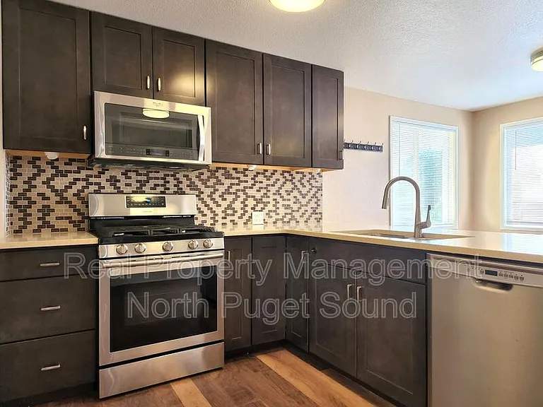 10914 Willow Rd #A — Photo 7