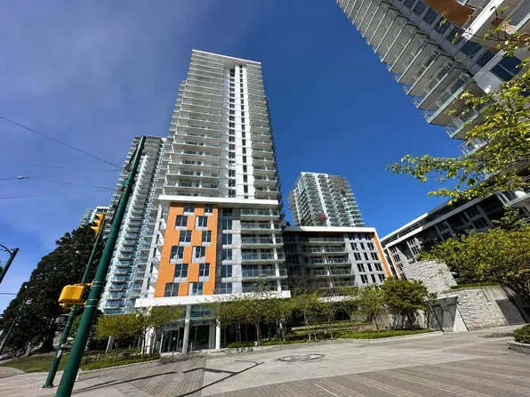 455 SW Marine Dr #712, Vancouver, BC V5X 2S9