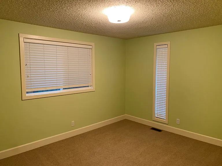 1735 McLean Blvd — Photo 14
