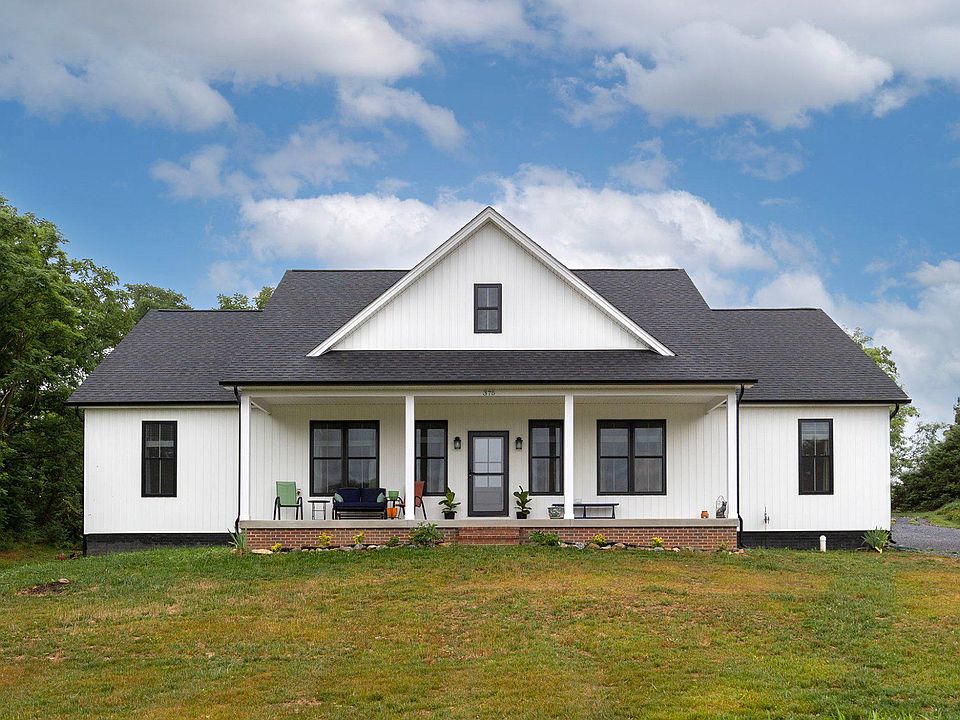 1st image of 375 Tavistock Dr