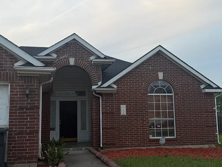 1515 Ballesteros Ct — Photo 1