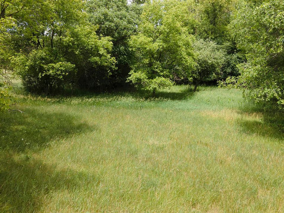 19th image of W8008 S County Road A