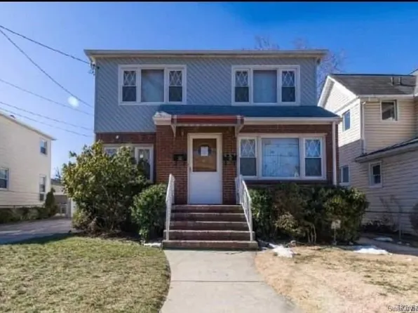 46 E Mineola Avenue, Valley Stream, NY 11580
