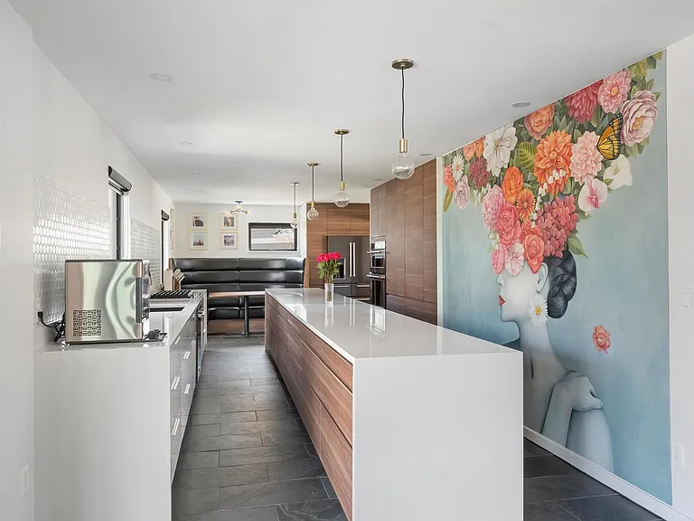 10021 E Grand Ave — Photo 14
