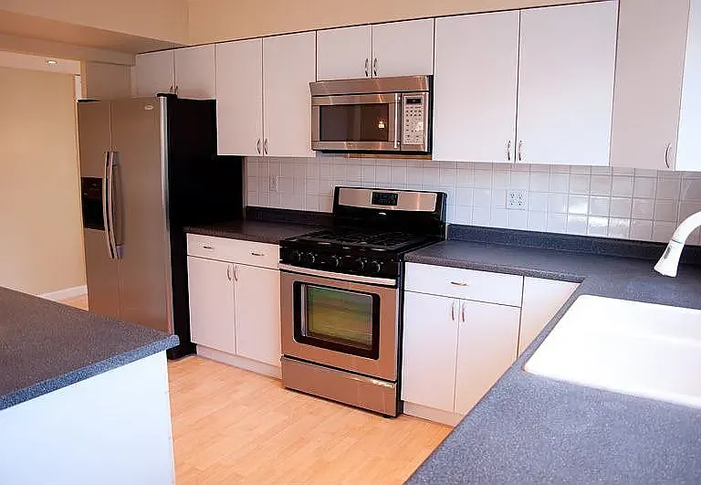 8237 Stapleton Ave — Photo 36