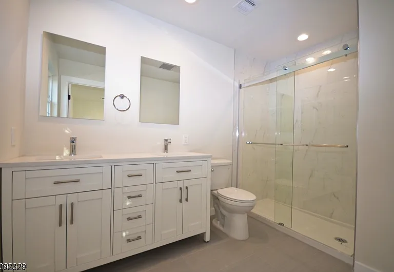 608A Willow Ave — Photo 5