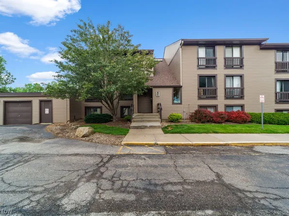 1145 Canyon View Rd APT 105, Sagamore Hills, OH 44067