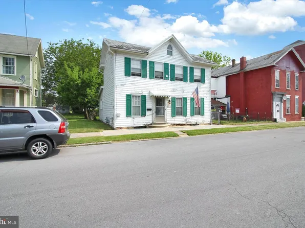 304 Thompson St, Jersey Shore, PA 17740