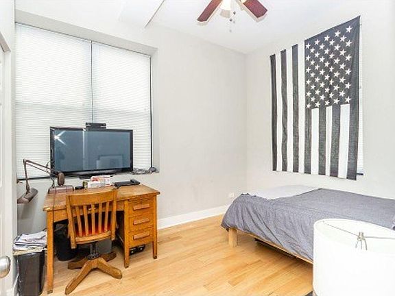 4th image of 1037 N Ashland Ave #3hkckc17r