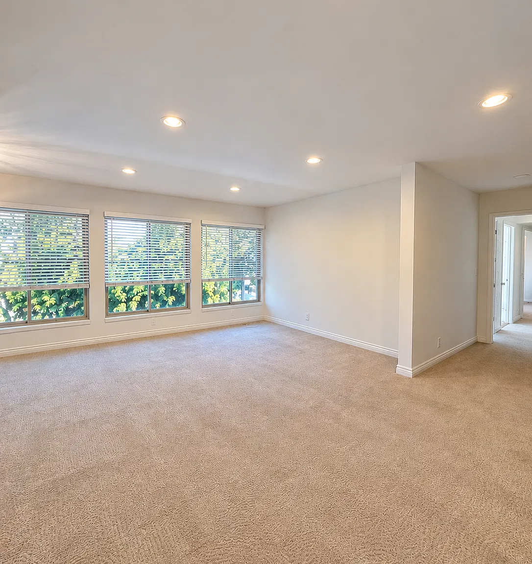 2 bed, 1000 sqft, $3,195 — Photo 3