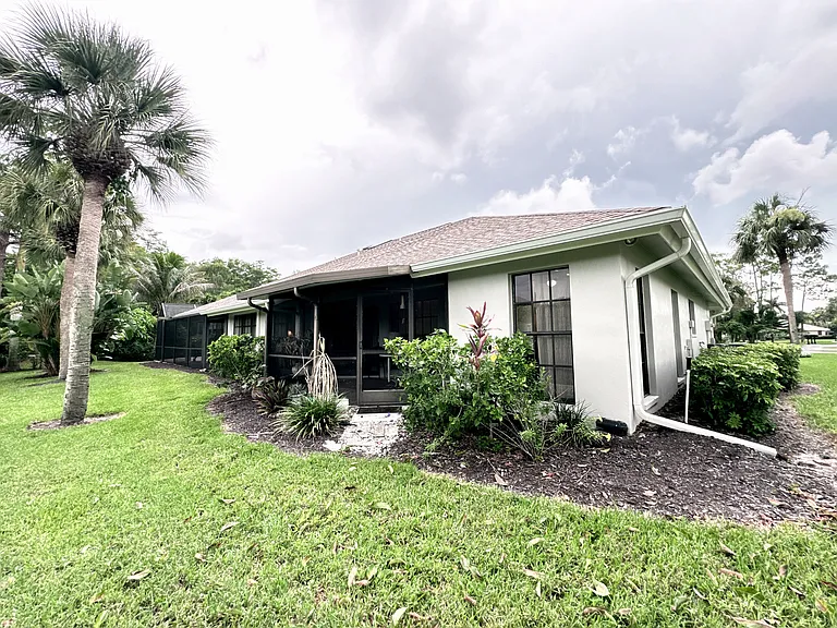 13018 Parktree Ct — Photo 33