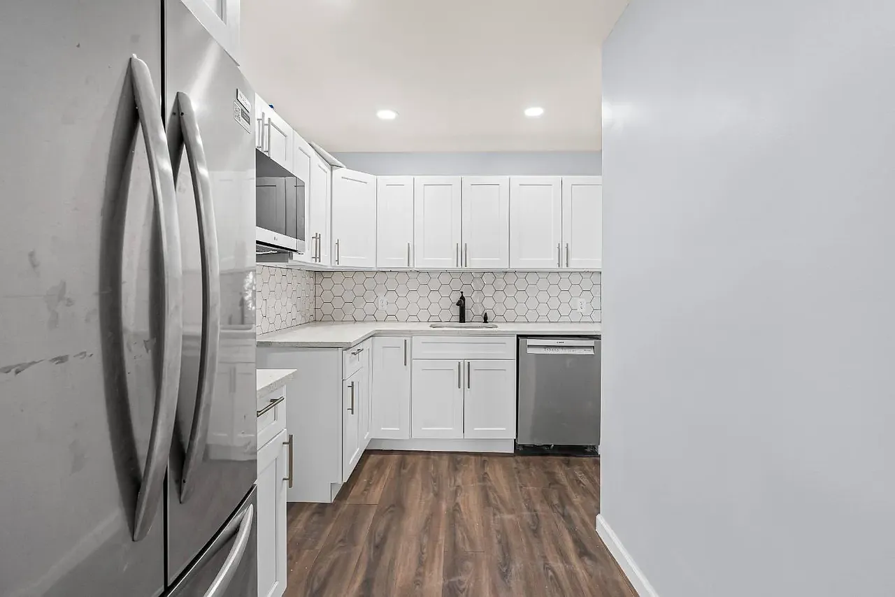 1 bed, 705 sqft, $1,500 — Photo 4