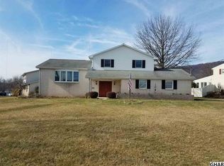101 Mountain View Dr, Enola, PA 17025