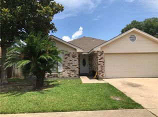 2402 N Sugar Ridge Dr, La Place, LA 70068