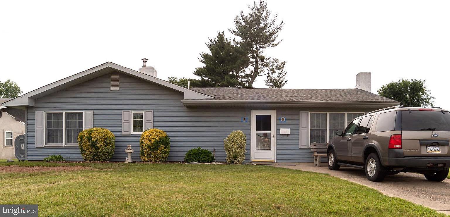 7 Friendly Ln, Levittown, PA 19055 Zillow