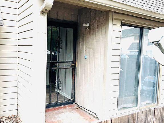 3rd image of 2817 Sonora Dr #124