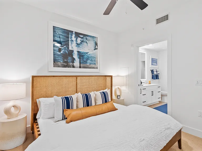 NOVEL Beach Park by Crescent Communities — Photo 56