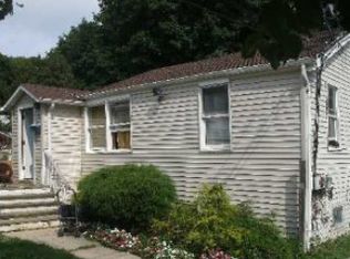 112 Columbia St, Huntington Station, NY 11746