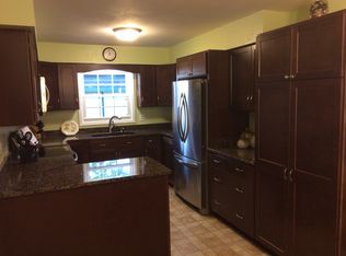 1203 Western Trl, Mukwonago, WI 53149