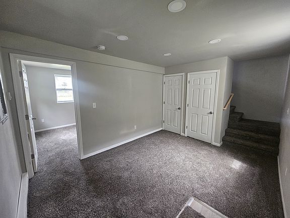2nd image of 1121 Cedar St