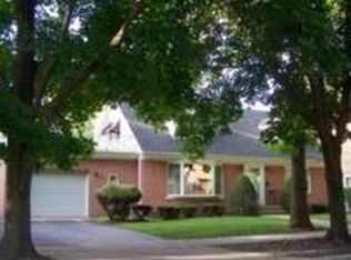 5928 Crain St, Morton Grove, IL 60053