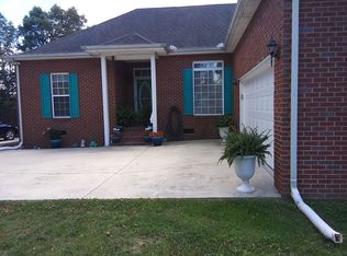 246 Blackberry Ln, Manchester, TN 37355