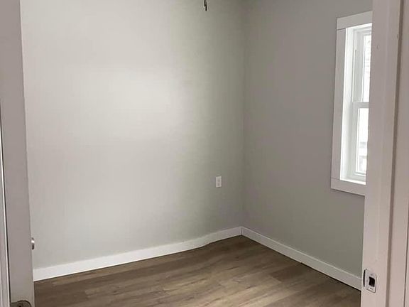 5th image of 51 Dorwin St #1